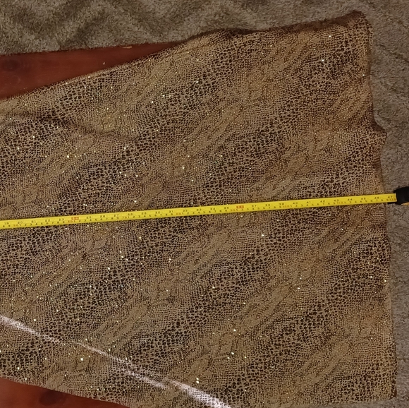 BETSY & ADAM BY JASLENE DRESS - Picture 9 of 9